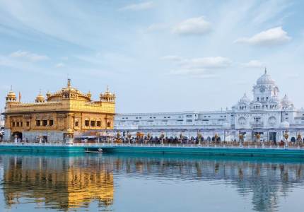 Vaishno Devi Divine Yatra from Amritsar
