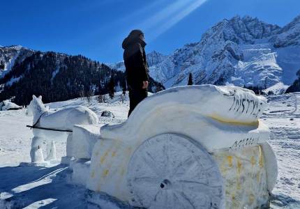 Taxi in Srinagar